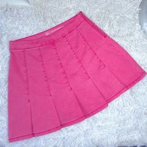 Pleated Jean Skirt 💕 NWOT
